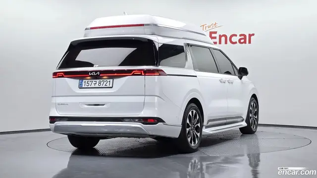 Main__Slider__Photo:Canival Kia 2023.8-1