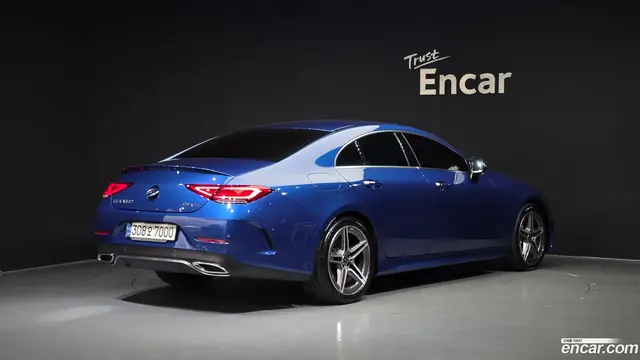 Main__Slider__Photo:CLS-Class Mercedes-Benz 2022.4-1