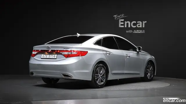 Main__Slider__Photo:Grandeur Hyundai 2013.1-1