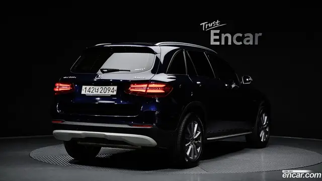 Main__Slider__Photo:GLC-Class Mercedes-Benz 2018.11-1