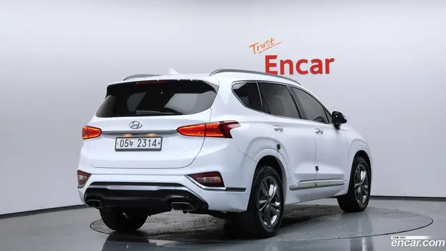 Main__Slider__Photo:Santafe Hyundai 2018.10-1
