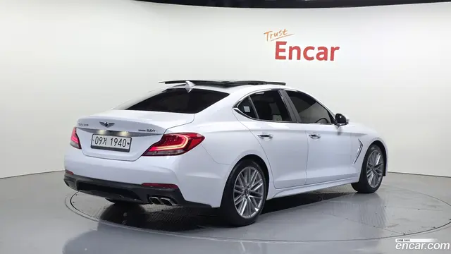 Main__Slider__Photo:G70 Genesis 2018.10-1