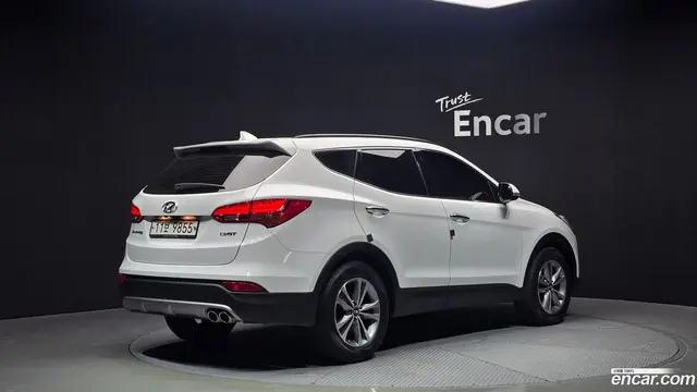 Main__Slider__Photo:Santafe Hyundai 2015.4-1