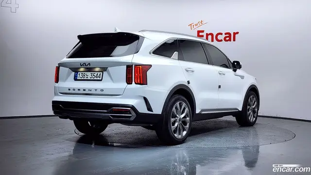 Main__Slider__Photo:Sorento Kia 2021.6-1