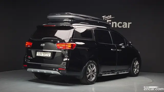 Main__Slider__Photo:Canival Kia 2019.6-1