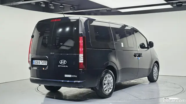 Main__Slider__Photo:Staria Hyundai 2024.9-1