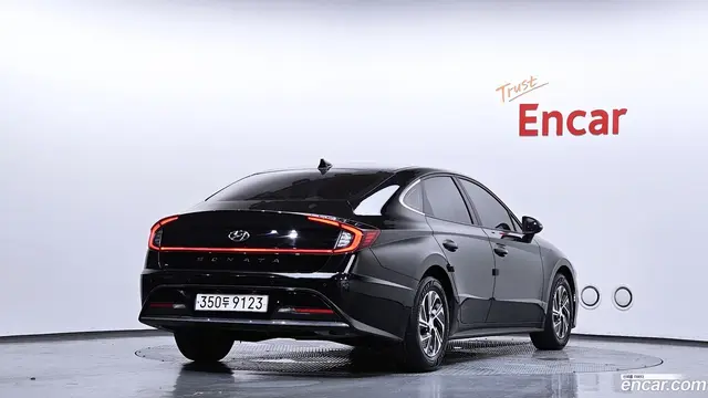 Main__Slider__Photo:Sonata Hyundai 2023.2-1