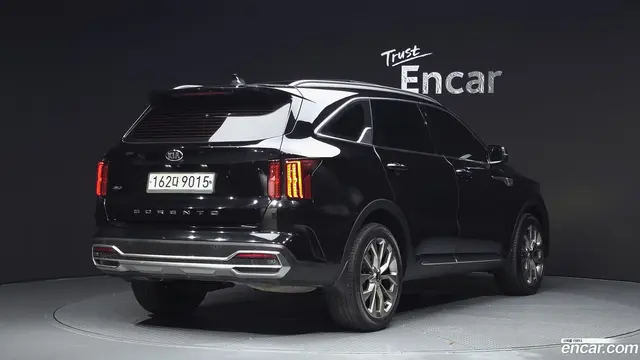 Main__Slider__Photo:Sorento Kia 2020.5-1
