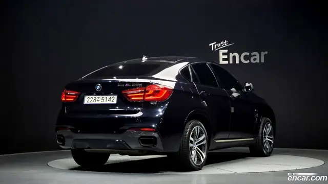 Main__Slider__Photo:X6 BMW 2015.8-1