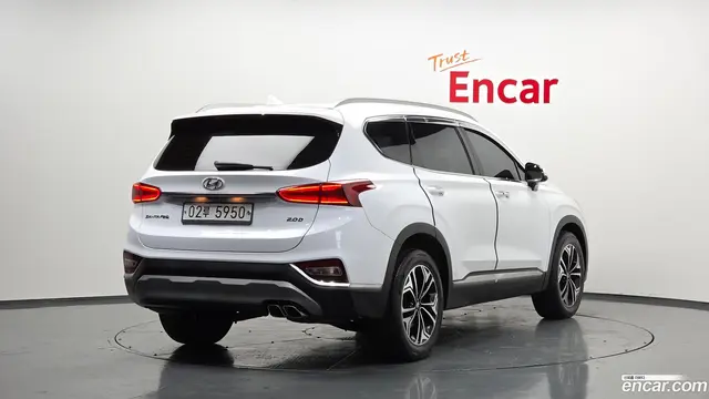 Main__Slider__Photo:Santafe Hyundai 2018.8-1
