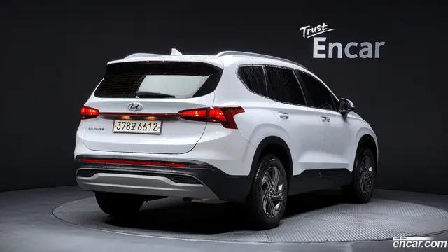 Main__Slider__Photo:Santafe Hyundai 2022.4-1