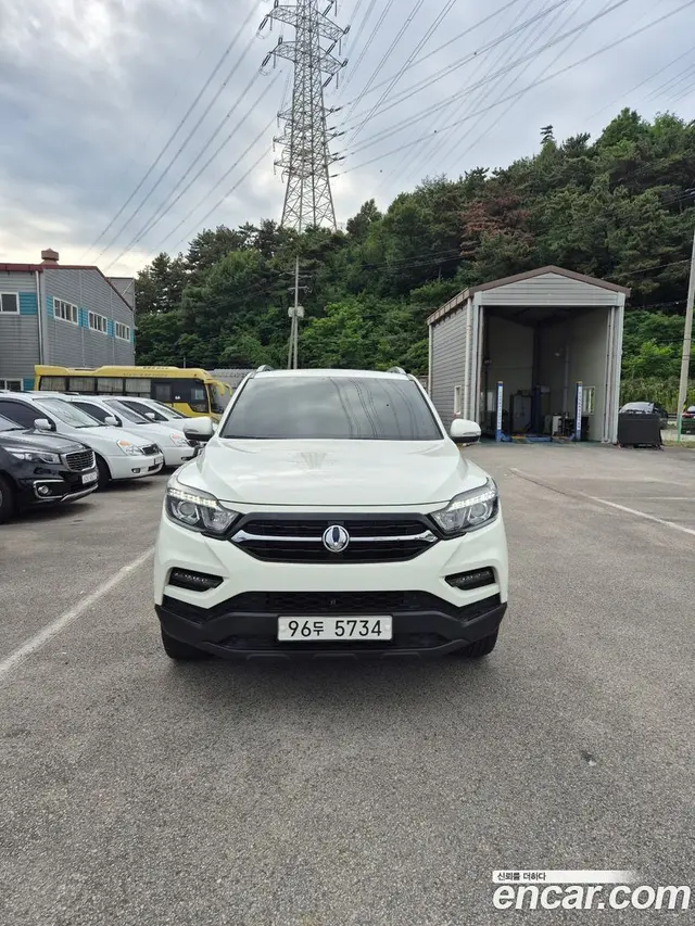 Main__Slider__Photo:Rexton KG Mobility 2019.11-1