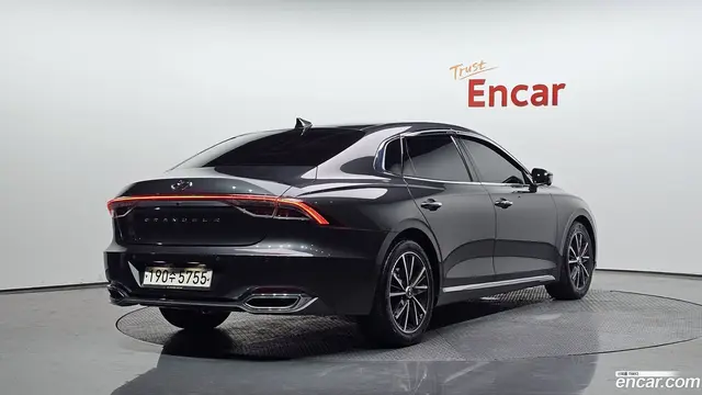 Main__Slider__Photo:Grandeur Hyundai 2020.9-1