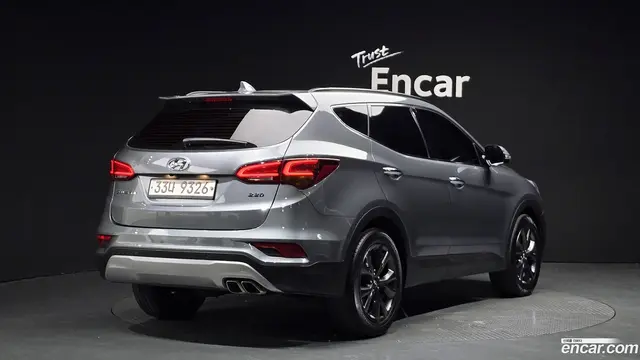 Main__Slider__Photo:Santafe Hyundai 2018.0-1