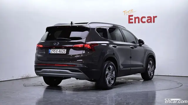 Main__Slider__Photo:Santafe Hyundai 2021.4-1