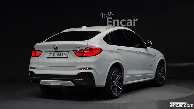 Main__Slider__Photo:X4 BMW 2018.3-1