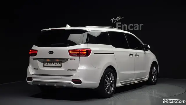 Main__Slider__Photo:Canival Kia 2019.8-1