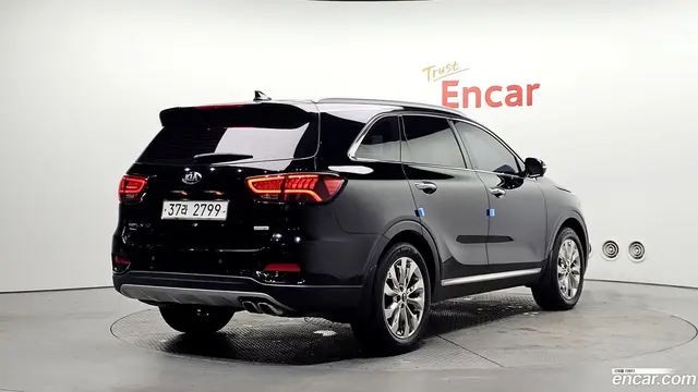 Main__Slider__Photo:Sorento Kia 2018.11-1