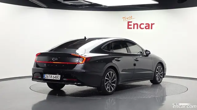 Main__Slider__Photo:Sonata Hyundai 2022.7-1