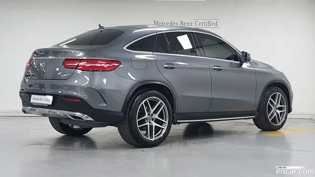 Main__Slider__Photo:GLE-Class Mercedes-Benz 2018.4-1