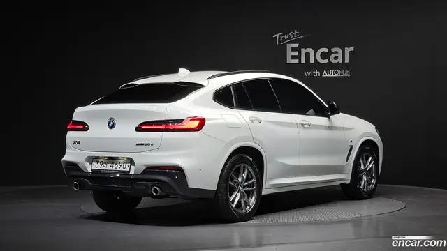 Main__Slider__Photo:X4 BMW 2019.3-1