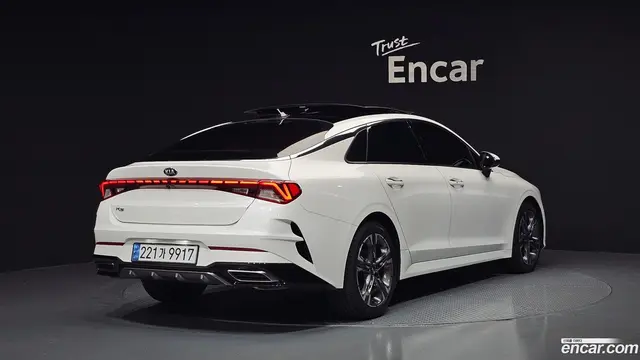 Main__Slider__Photo:K5 Kia 2019.11-1