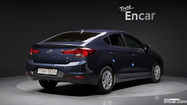 Main__Slider__Photo:AVANTE Hyundai 2019.11-1