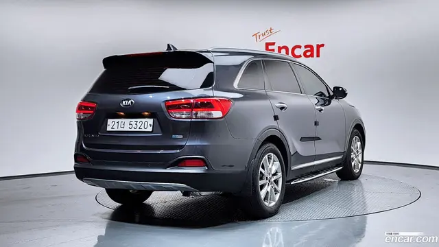 Main__Slider__Photo:Sorento Kia 2017.3-1