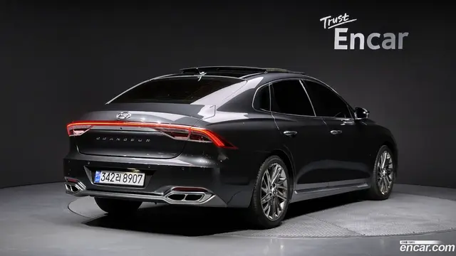 Main__Slider__Photo:Grandeur Hyundai 2020.7-1