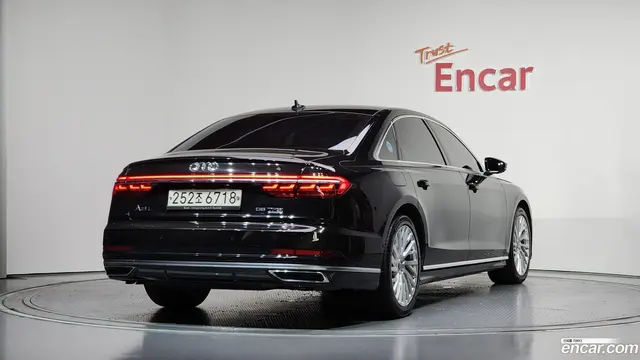 Main__Slider__Photo:A8 Audi 2019.11-1