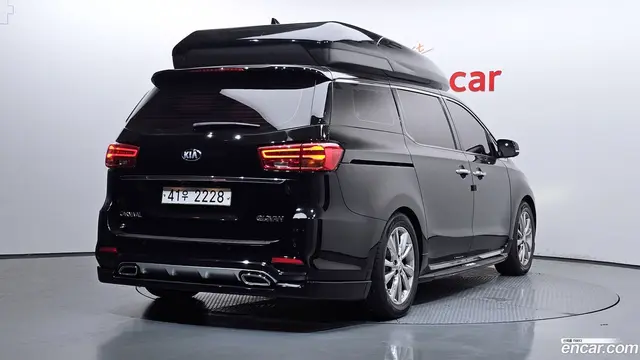 Main__Slider__Photo:Canival Kia 2019.3-1