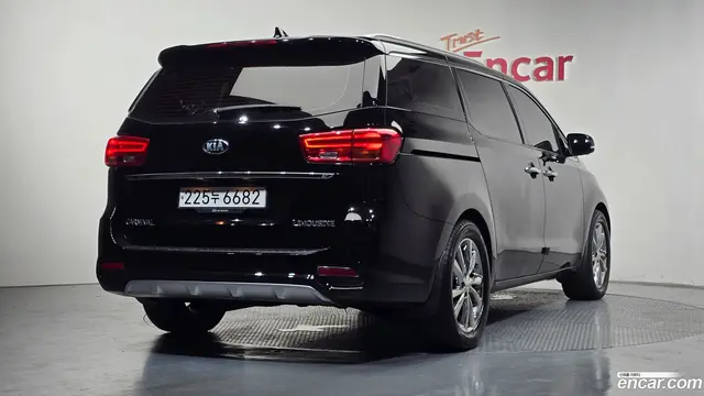 Main__Slider__Photo:Canival Kia 2020.1-1