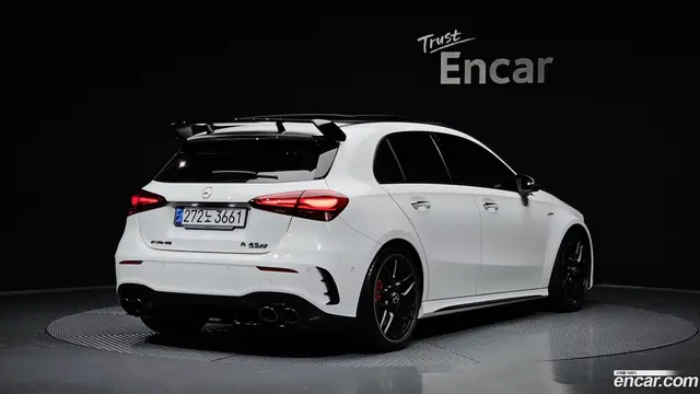 Main__Slider__Photo:A-Class Mercedes-Benz 2025.2-1