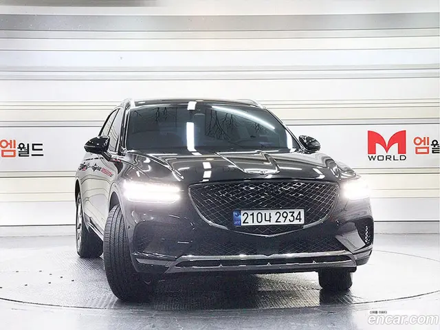 Main__Slider__Photo:GV70 Genesis 2023.5-1