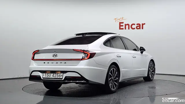Main__Slider__Photo:Sonata Hyundai 2019.4-1