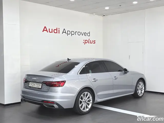 Main__Slider__Photo:A4 Audi 2023.11-1