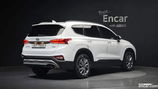 Main__Slider__Photo:Santafe Hyundai 2018.8-1