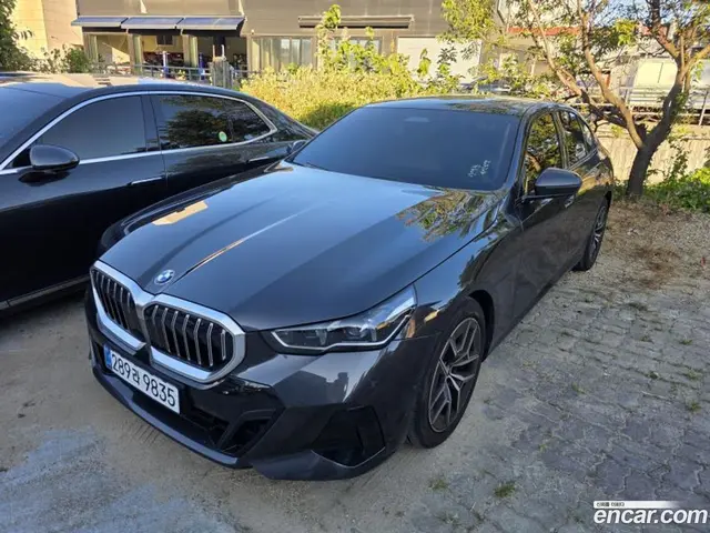 Main__Slider__Photo:5-Series BMW 2026.0-1