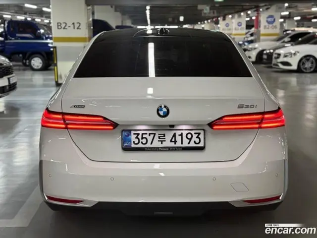 Main__Slider__Photo:5-Series BMW 2025.3-1