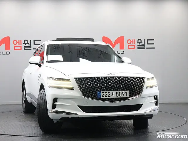 Main__Slider__Photo:GV80 Genesis 2022.0-1
