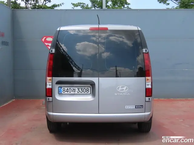 Main__Slider__Photo:Staria Hyundai 2024.6-1