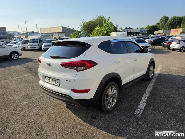 Main__Slider__Photo:Tucson Hyundai 2015.3-1