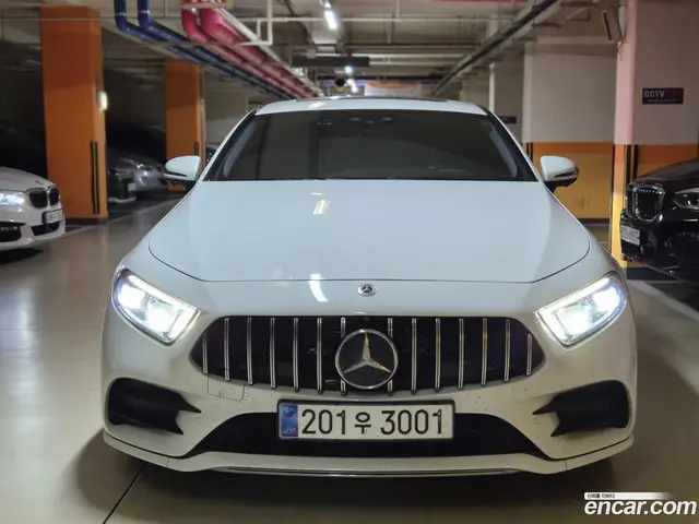 Main__Slider__Photo:CLS-Class Mercedes-Benz 2018.11-1