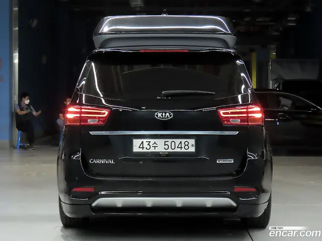 Main__Slider__Photo:Canival Kia 2019.3-1