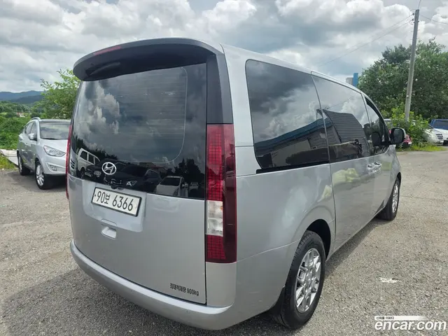 Main__Slider__Photo:Staria Hyundai 2021.8-1