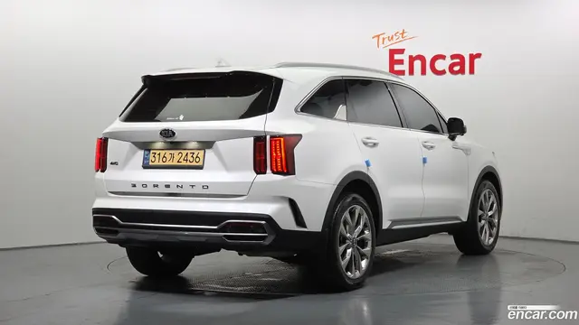 Main__Slider__Photo:Sorento Kia 2021.5-1