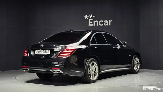 Main__Slider__Photo:S-Class Mercedes-Benz 2019.11-1