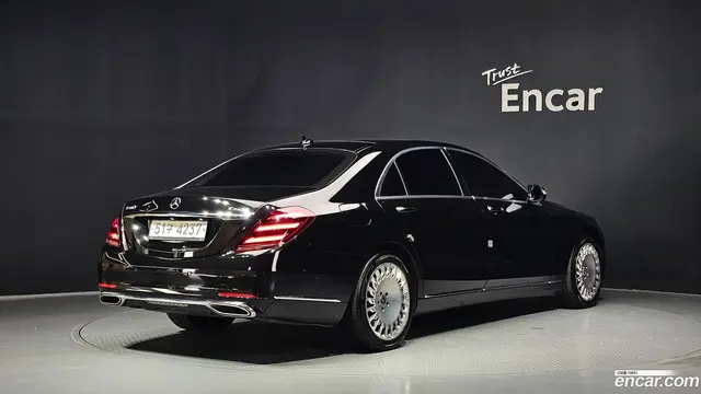 Main__Slider__Photo:S-Class Mercedes-Benz 2019.4-1