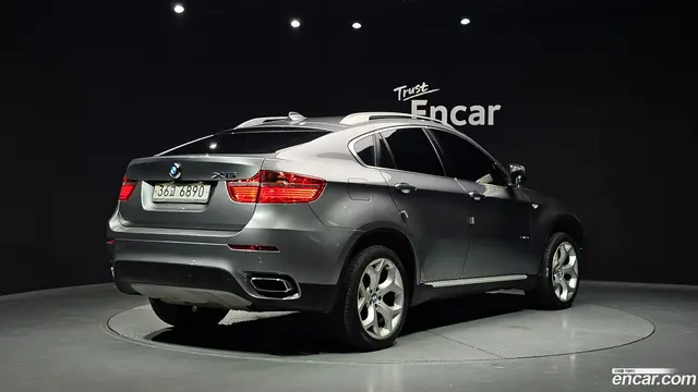 Main__Slider__Photo:X6 BMW 2011.9-1