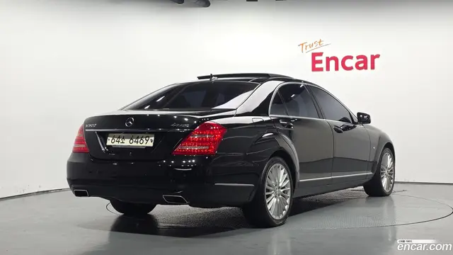 Main__Slider__Photo:S-Class Mercedes-Benz 2013.6-1